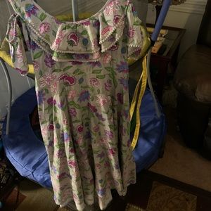 Girls dress